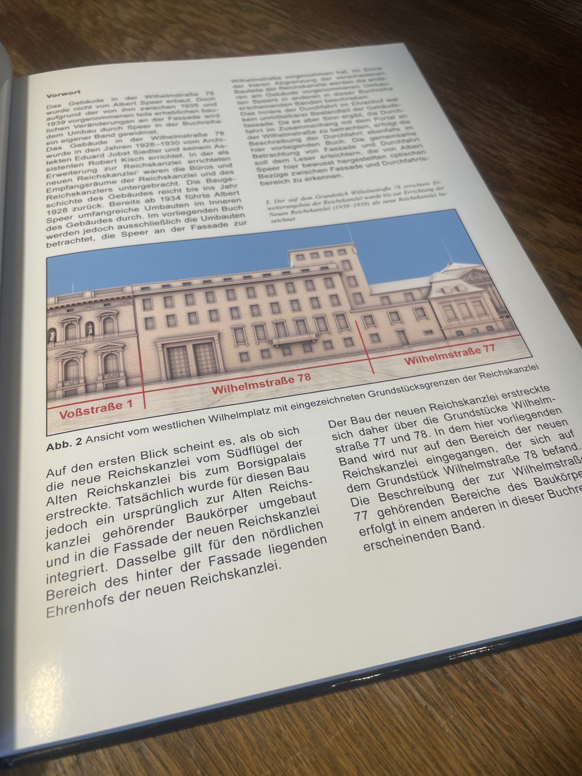 Die Reichskanzlei - Eine Werkanalyse / Albert Speer / Führerbalkon / Doppelportal / Durchfahrt / Neue Reichskanzlei / Exterieur / Wilhelmstraße 78 / 1934-1949 – Bild 3