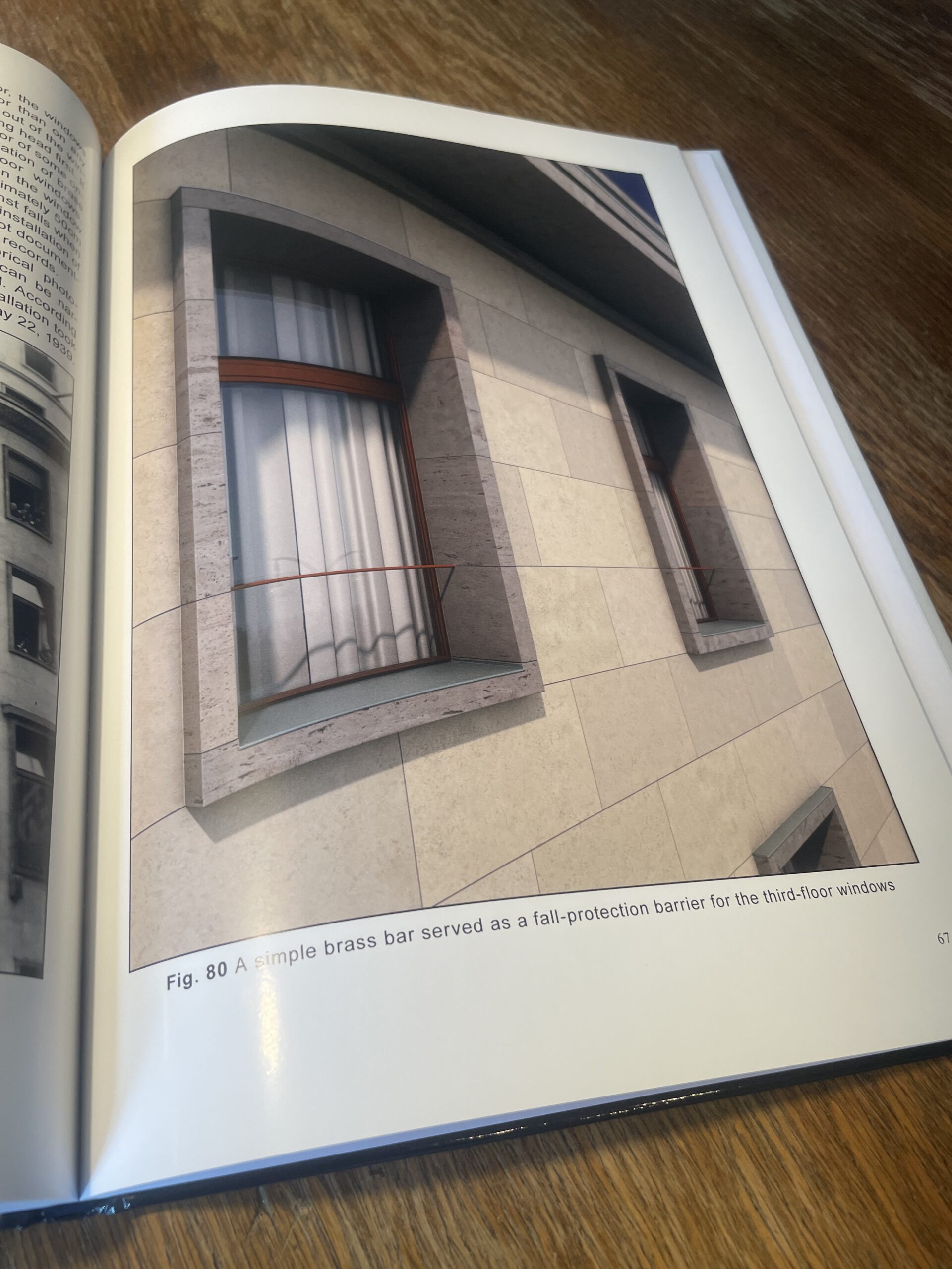 The Reich Chancellery – A Work Analysis / Albert Spee r/ Führer balcony / Double Portal/ Passageway / New Reich Chancellery / Exterior / Wilhelmstraße 78 / 1934-1949 – Bild 5